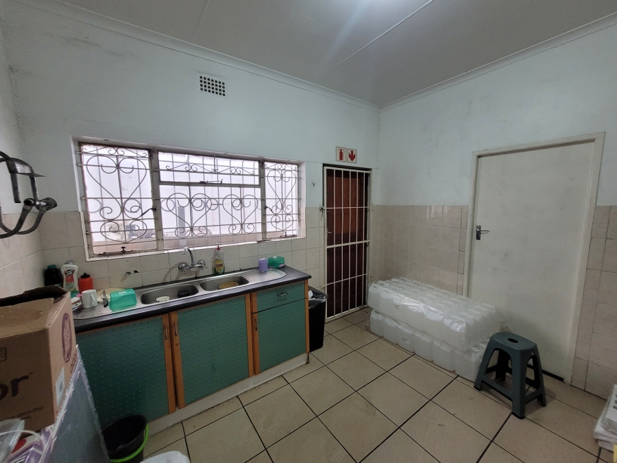 Commercial Property for Sale in Beaconvale Western Cape